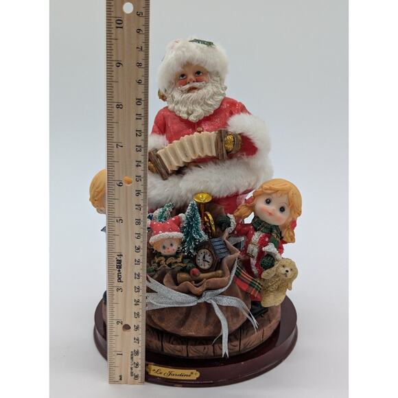 Le Jardine French Collection Christmas Scene Santa & Children with Musical Base - Picture 3 of 16